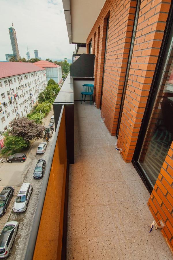 Graphic Hotel Batumi Exterior foto